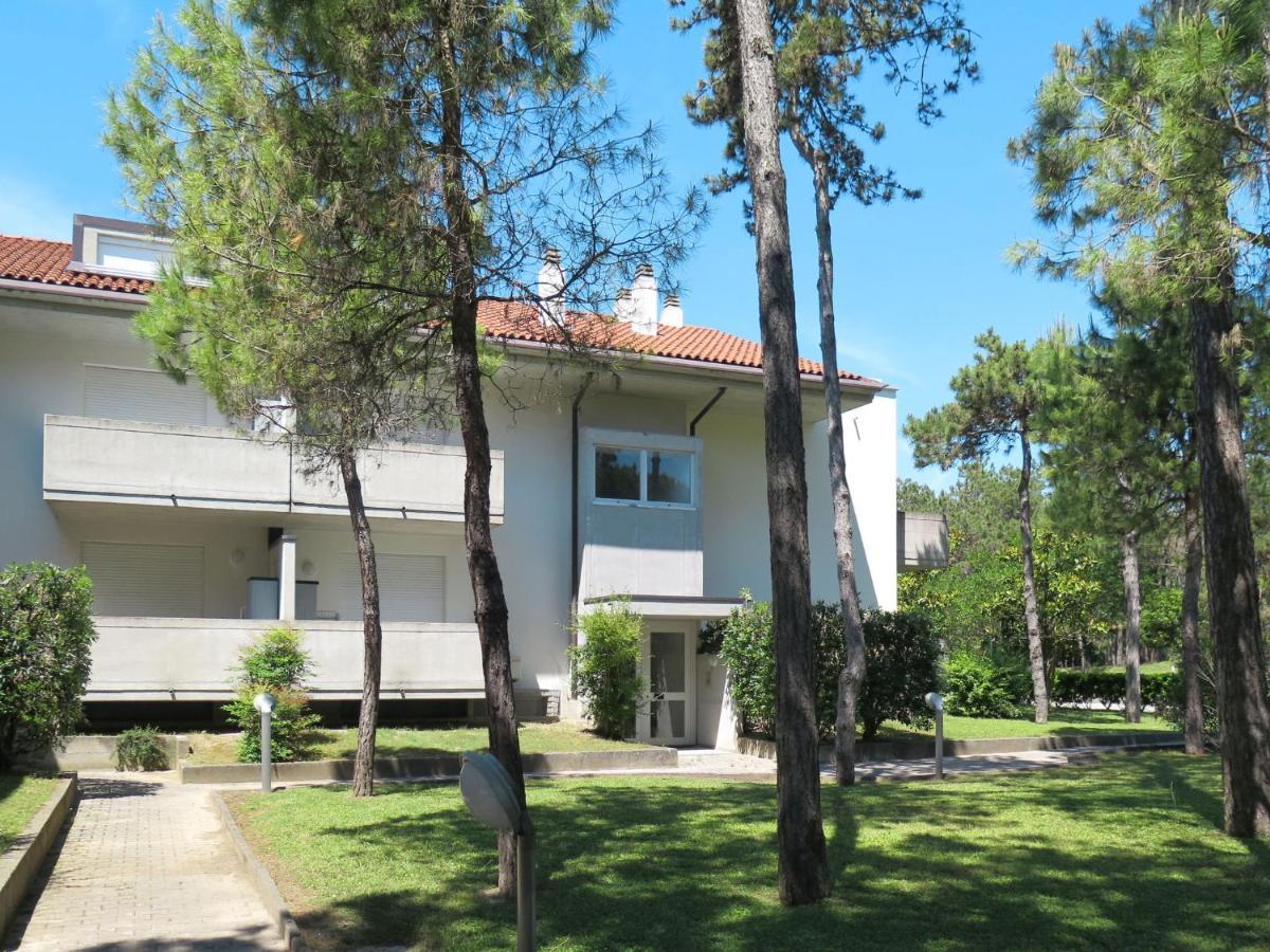 Apartment Parco Hemingway-1 By Interhome Lignano Sabbiadoro Eksteriør billede
