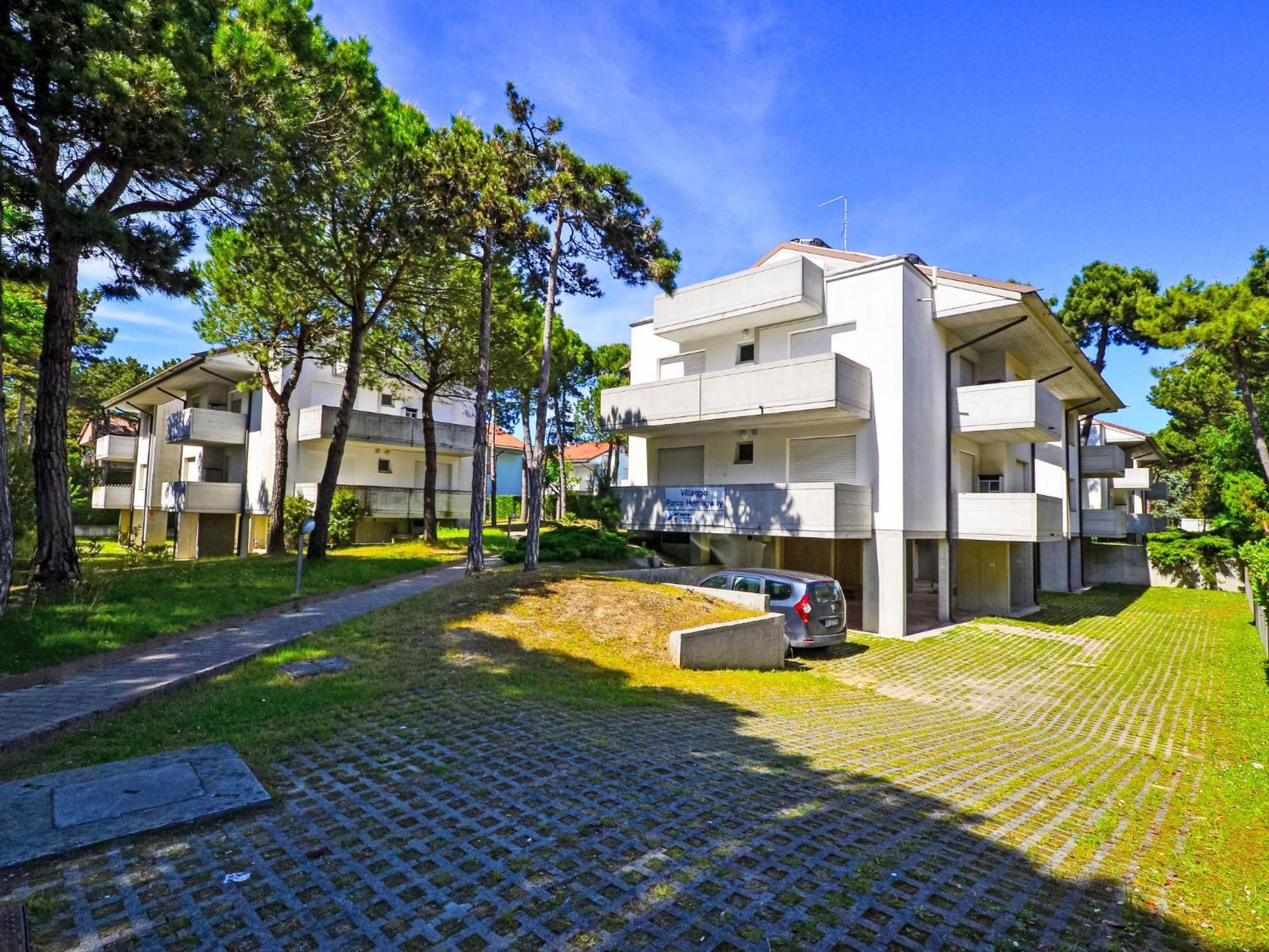 Apartment Parco Hemingway-1 By Interhome Lignano Sabbiadoro Eksteriør billede